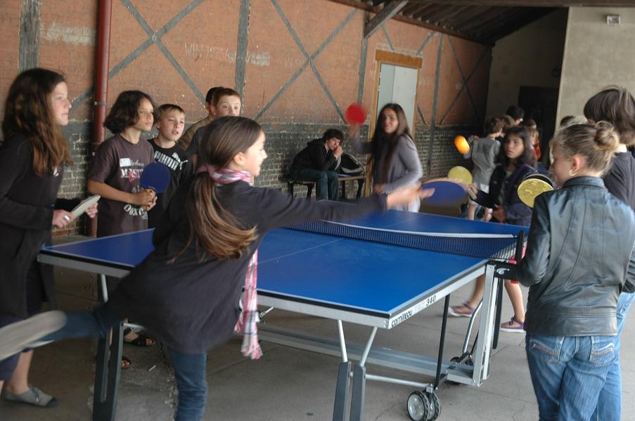 Partie de ping-pong : rien de tel pour créer du lien